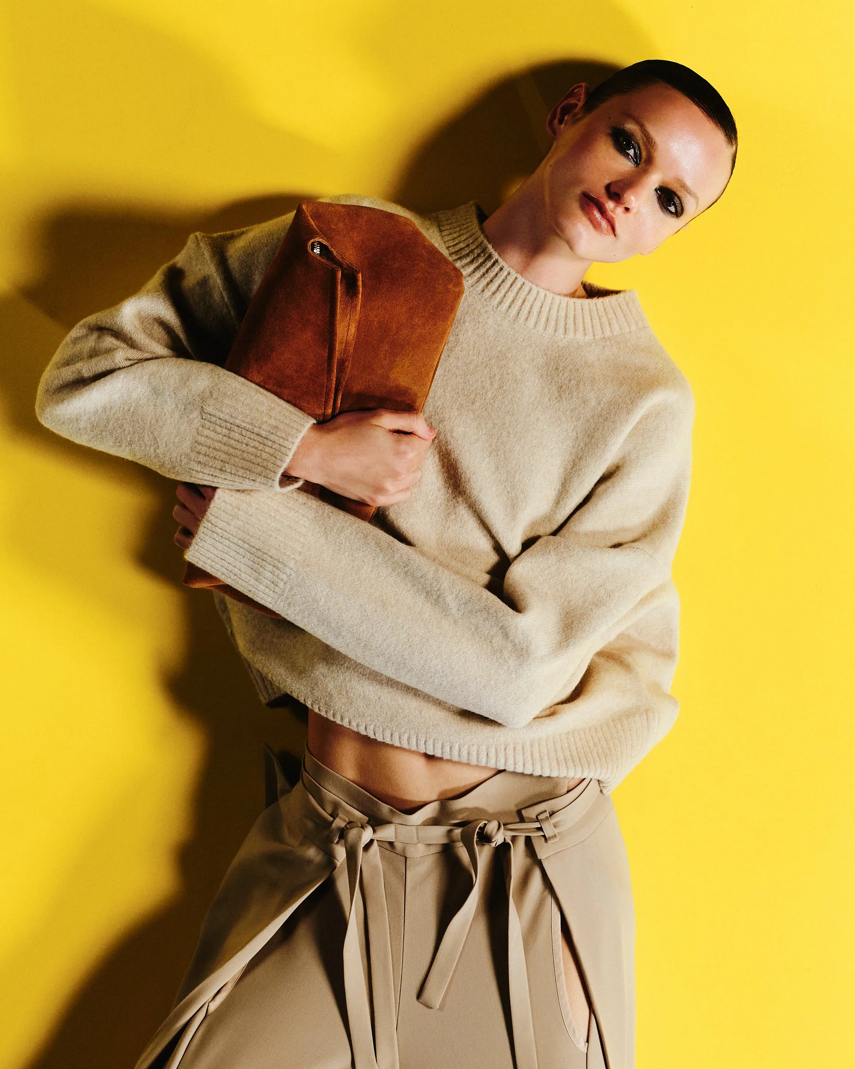 Elza Clutch in Caramel - Image 5