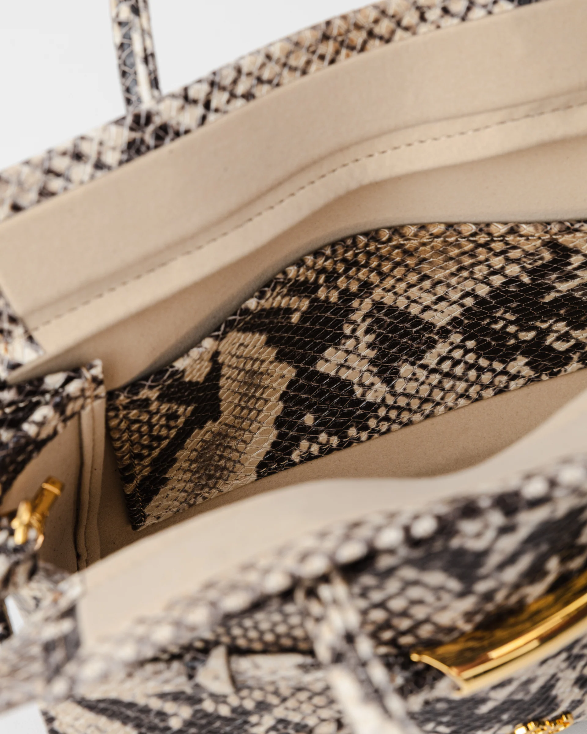 Object № 03 Bag Small in Snake - Image 9