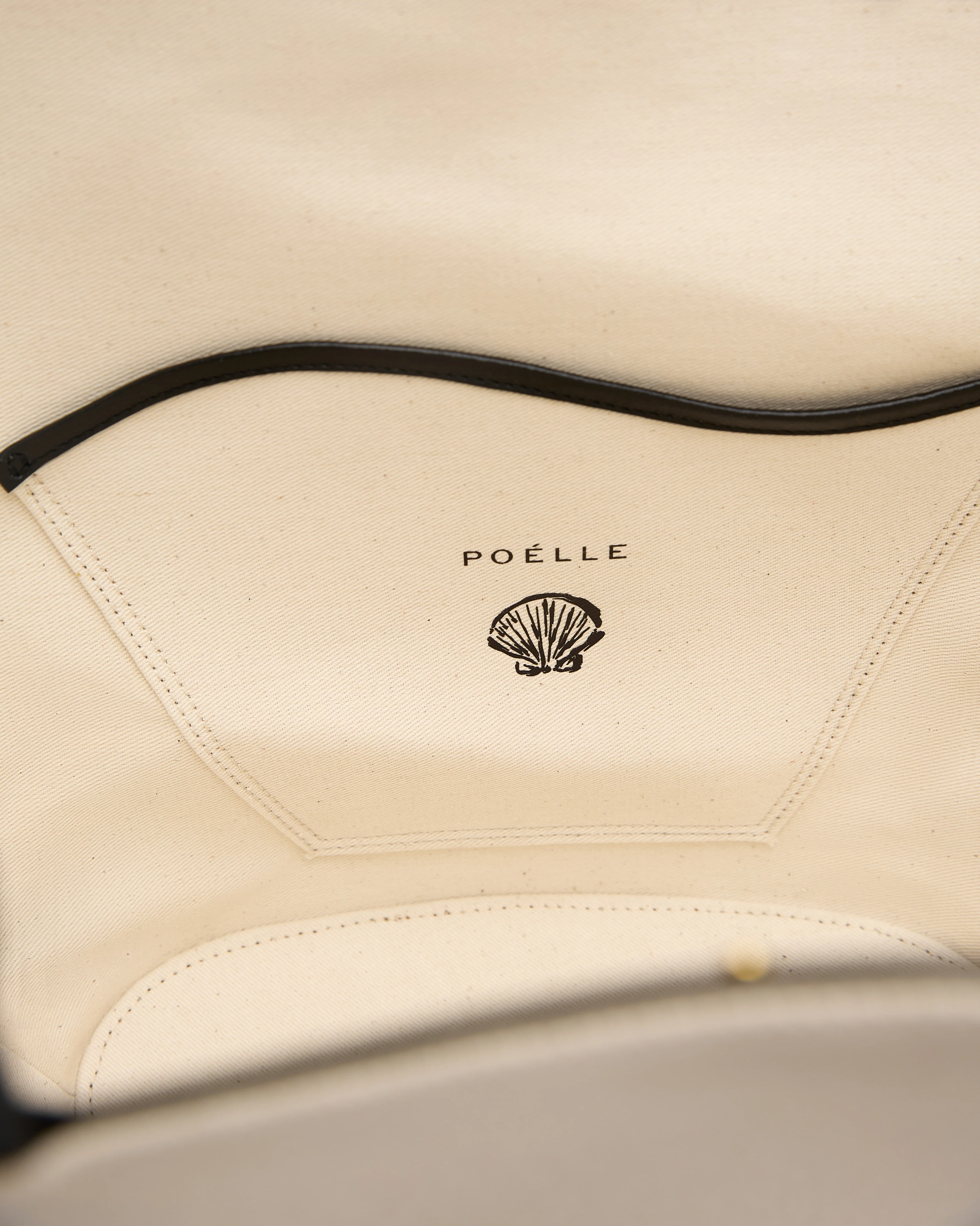 Riposo bag in Black - Image 5